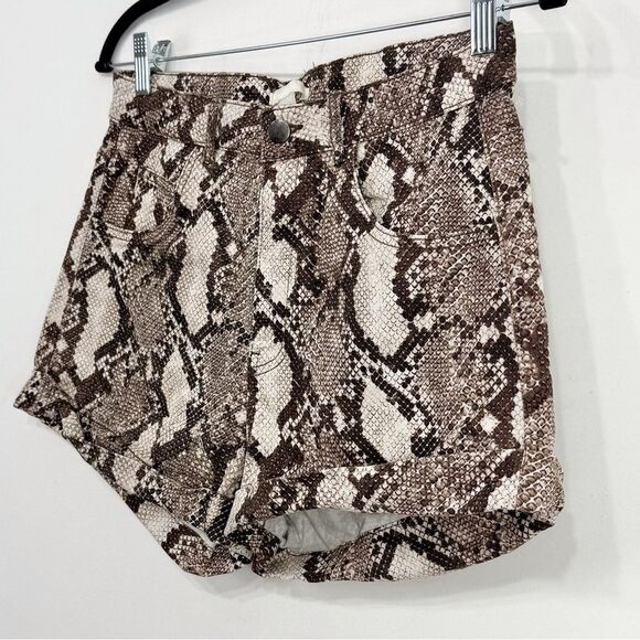 H&M Brown Cream Snakeskin Print High Rise Stretch Cotton Denim Bootie Shorts - Picture 2 of 13